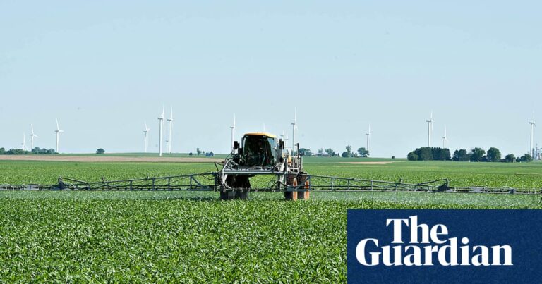 us-farmers-struggle-as-iran-conflict-escalates-fertilizer-costs