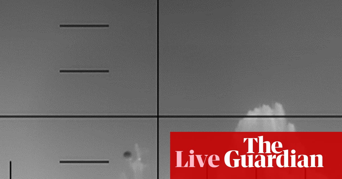 us-submarine-sinks-iranian-warship-amid-escalating-tensions